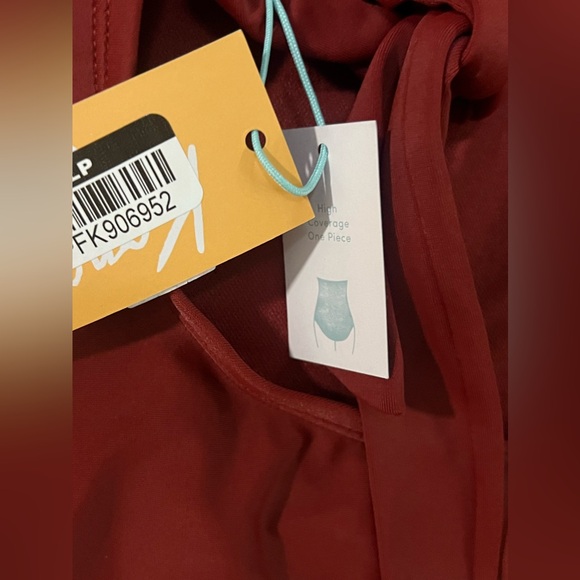 🔵 Ring Crossover Ruched Full Coverage One Piece Swimsuit - Kona Sol™ MED NWT - Picture 6 of 10